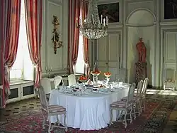La salle à manger.