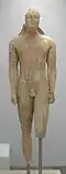 Kouros colossal de Samos. H. 4,75&nbsp;m. Marbre, v. 570. Samos, Vathy, MArch
