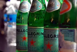 Logo de San Pellegrino.