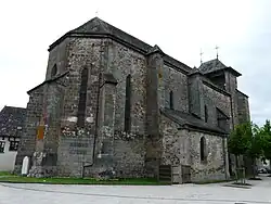 L'église Saint-Sauveur.
