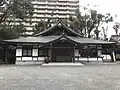 参集殿
