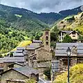 Village et vallée de Pal.
