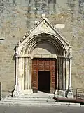 Le portail gothique tardif.