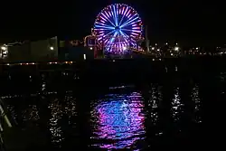 Lumières de la grande roue la nuit, en 2009.