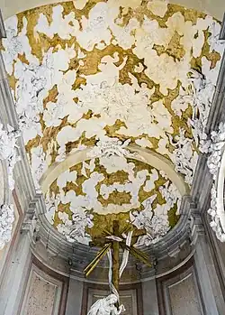 Plafond en stuc.