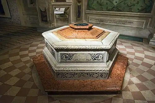 Le puits des martyrs.