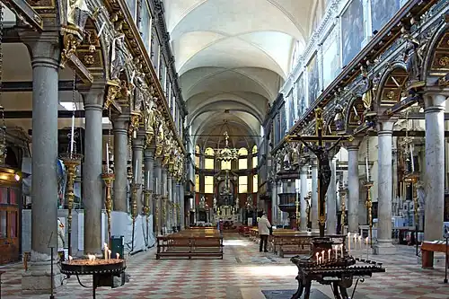 Vue générale de l'intérieur