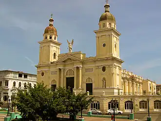 cathédrale Notre-Dame-de-l’Assomption à Santiago.