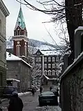 L'église dans son contexte