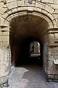 Passage sous l'hôtel