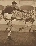 Dégagement de Robert Sarrade au Stade de la Croix du Prince.