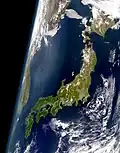 Photo du Japon avec  Honshū au centre.