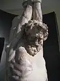 Statue de marbre de Marsyas au supplice, copie romaine d'un original grec du IIe&nbsp;siècle&nbsp;av. J.-C., musée du Capitole.
