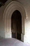 Le portail de l'église (nov.&nbsp;2011)