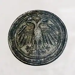 Aigle impériale bicéphale dans le sceau utilisé par Sigismond de Luxembourg en 1433.