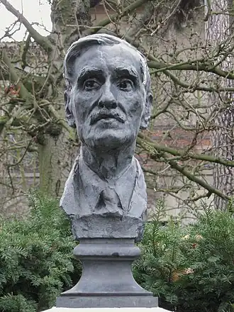Jean Charles-Brun.