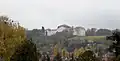 Vue depuis le cimetière d'Ottakring sur le château Wilhelminenberg