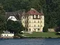 Le château de Garatshausen.