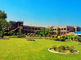La Learning School à Kot Radha Kishan