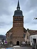 Église Saint-Rémi de Schorbach, et ossuaire à droite.