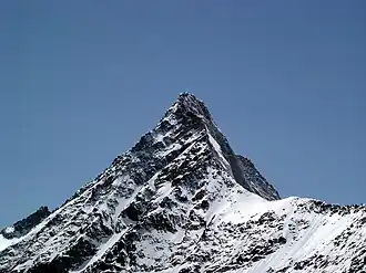 Vue de la face est.
