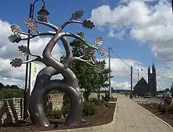 Sculpture sur le pont.