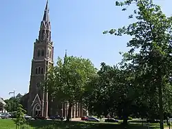 Église Saint-Willibrord de 's-Heerenhoek de style néo-gothique.