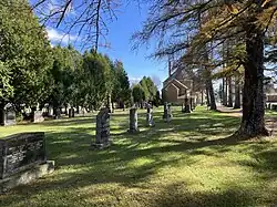 Cimetière et église de la paroisse Saint-Théophile, chemin de la Vigilance