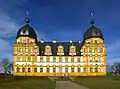 Façade du château côté parc