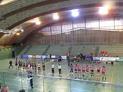 Sens face à Laon.