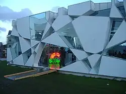 Galerie Serpentine (2002, Londres).