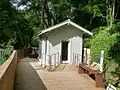 Reproduction de la cabane de fouilles.