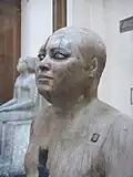 Statue de Ka-âper, dit le « Cheikh el-Beled »  Ancien Empire, Ve dynastie  Saqqarah, mastaba C8  (fouilles de Mariette),  Musée du Caire, CG 34