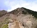 Vue du mont Shindainichi depuis le mont Gyoja.