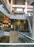L'intérieur du Verdun shopping center