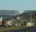 Le passage de l'Interstate 68 à travers la Sideling Hill.