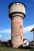 Son château d'eau.