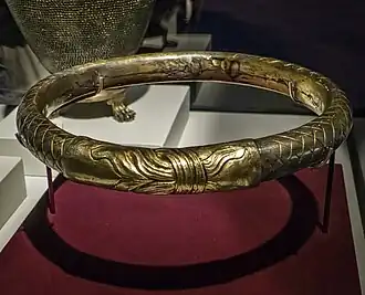 Diadème en argent et or de Philippe II avec nœud d'Héraclès