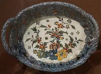 Corbeille en faïence de Sinceny, XVIIIe siècle.