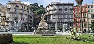 Fontaine de la Sirène, place Sannazaro