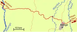 Carte montrant d'ouest en est les rivières Kwango et Wamba, Kenge et la rivière Bakali, traversées par la RN1.