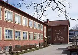 Sköndalsskolan.
