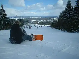 La piste de ski.