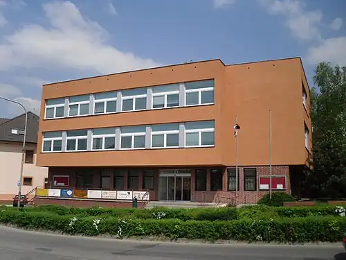 L'hôtel de ville.