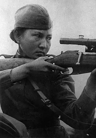 Aliya Moldagulova – Tireuse d'élite soviétique, Héros de l'Union soviétique 1944