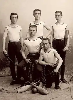 Membres du Sokol vers 1900.