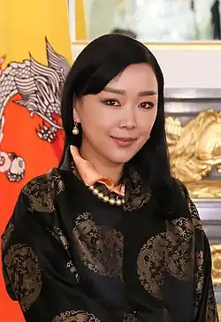 Description de l'image Sonam Dechen Wangchuck before the funeral of Shinzo Abe (2) (cropped).jpg.