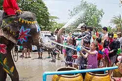 "Fête de l'eau" à Ayutthaya