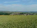 Vue du village depuis la colline de Châtel-Saint-Jean.