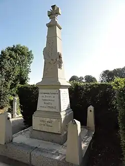Monument aux morts.